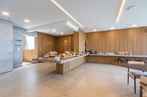 JFL prédio completo com café da manha