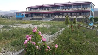 Parasut Village Hotel