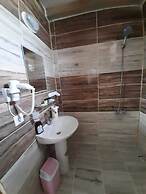 Parasut Village Hotel