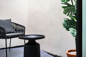 Suites Monterrey by Escajal Suites