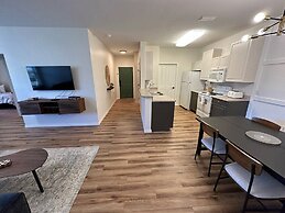 Upgraded! Quiet Southern Dunes Condo
