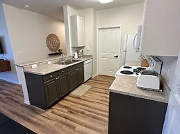 Upgraded! Quiet Southern Dunes Condo