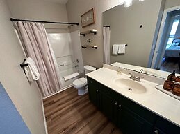 Upgraded! Quiet Southern Dunes Condo