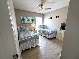 Fully Remodeled Golf View Villa, Southern Dunes