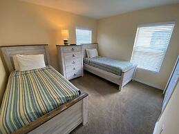 Stunning Villa With Golf Course Views