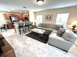 Stunning Villa With Golf Course Views