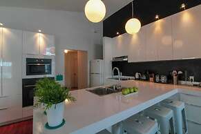 South Facing Villa - Modern Finishes