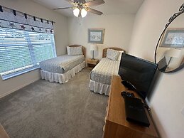 Golf Front Villa With Upgrades!