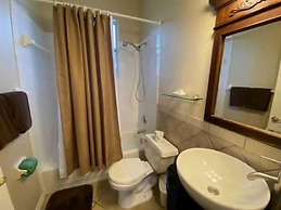 Golf Course Views, Large Pool Deck Villa in Southern Dunes