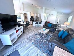 Updated, Private Villa, Southern Dunes, Extended Pool Deck