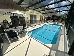 South Facing Pool Home - Room for the Whole Family!