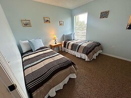 South Facing Pool Home - Room for the Whole Family!