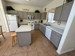 South Facing Pool Home - Room for the Whole Family!