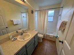 South Facing Pool Home - Room for the Whole Family!