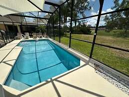 South Facing Pool Home - Room for the Whole Family!
