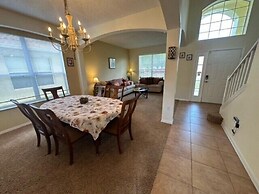 South Facing Pool Home - Room for the Whole Family!