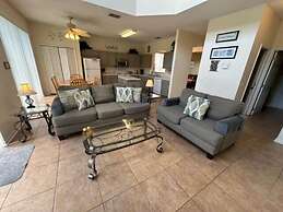 South Facing Pool Home - Room for the Whole Family!