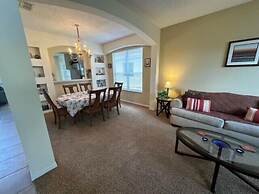 South Facing Pool Home - Room for the Whole Family!