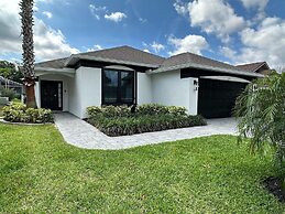 Fully Updated Holiday Villa, Southern Dunes, South Facing Pool