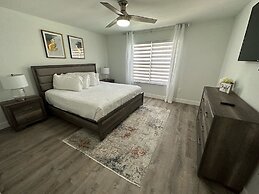 Beautifully Remodeled Home - Southen Dunes Golf Course Views