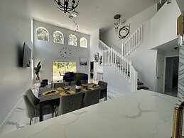 Modern, Fully Updated Southern Dunes Home - Golf Course Views