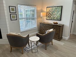 3067bal South Facing Pool & Spa - Free Pool Heat Special!!