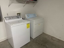 3067bal South Facing Pool & Spa - Free Pool Heat Special!!