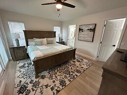 3067bal South Facing Pool & Spa - Free Pool Heat Special!!