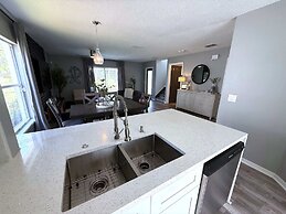 Updated Southern Dunes Pool Home