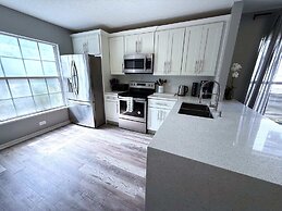 Updated Southern Dunes Pool Home