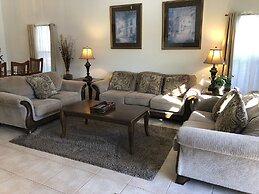 Southern Dunes Holiday Home, Private Pool Area