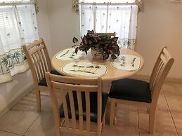 Southern Dunes Holiday Home, Private Pool Area