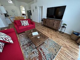 Beautiful Villa Near Disney, Private Pool