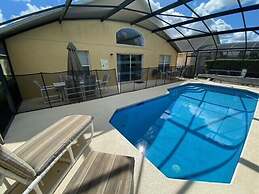 Beautiful Villa Near Disney, Private Pool