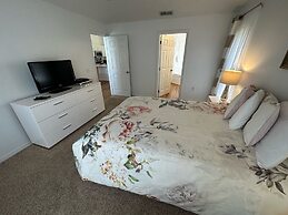 Beautiful Villa Near Disney, Private Pool