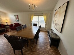 Beautiful Villa Near Disney, Private Pool