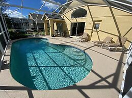 Golf Course Views, South Facing Pool Villa