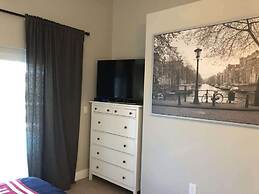 Beautiful Remodeled Private Pool Home