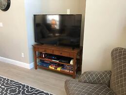 Beautiful Remodeled Private Pool Home