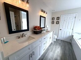 Lake View Villa - Southern Dunes Upgraded