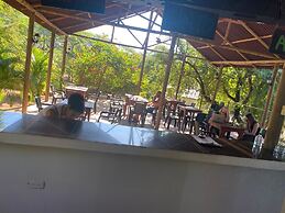 HOSTAL OLAS CLUB DE NEGUANJE - P TAYRONA