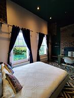 Tower Bridge Property