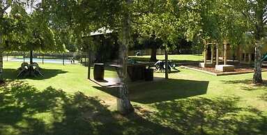 High Country Motor Inn