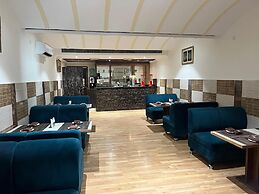 Hotel Vasu International