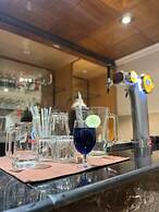 Hotel Vasu International
