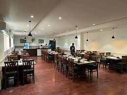 Hotel Vasu International