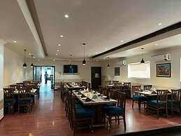 Hotel Vasu International