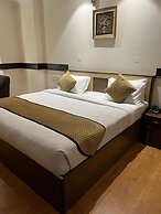 Hotel Vasu International