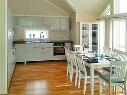 8 Person Holiday Home in Tengelfjord