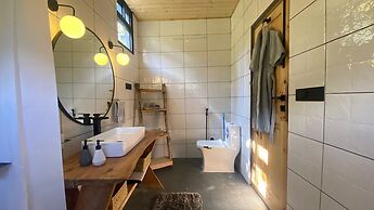 Cove The Glass House